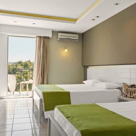Margarita Hotel ラガナス エクステリア 写真